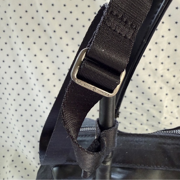 lululemon athletica Happy Hatha Hour Bag Black Yoga Gym Workout Work Tote - Picture 13 of 17